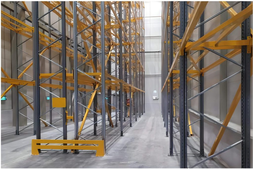 DAR KORİDOR RAF SİSTEMİ (VNA – VERY NARROW AISLE RACK SYSTEM)