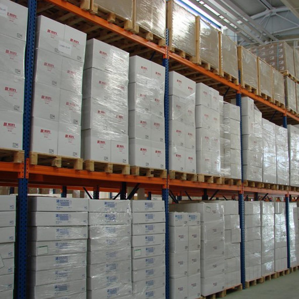 İkitelli ağır rack depo raf sistemi paletli raf depo içi kullanım